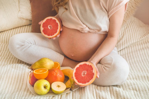 Các loại vitamin mẹ bầu không thể thiếu trong thai kỳ